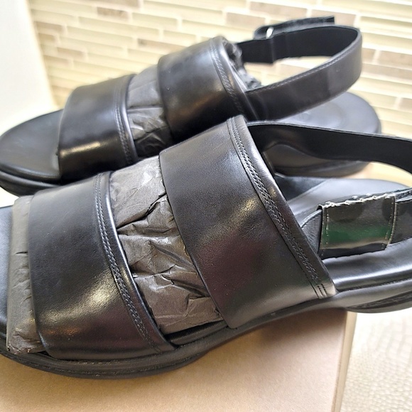 Cole Haan Crawford  Soft Black Leather Men\'s Dress Sandals (Great Value) main image 8